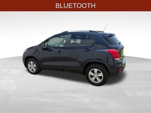 Used 2021 Chevrolet Trax LT AWD/4WD image 4