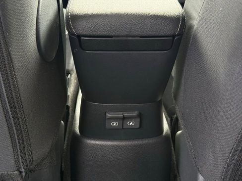 Certified 2025 Nissan Kicks Play S image 12