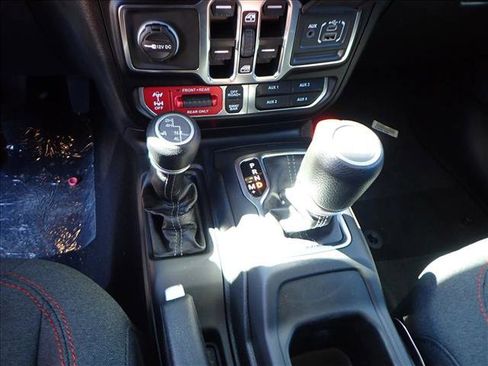 New 2025 Jeep Wrangler Unlimited Rubicon image 22