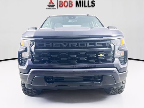 Used 2022 Chevrolet Silverado 1500 Custom w/ LPO, Dark Essentials Package AWD/4WD image 2