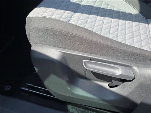 New 2025 Volkswagen Tiguan S image 6