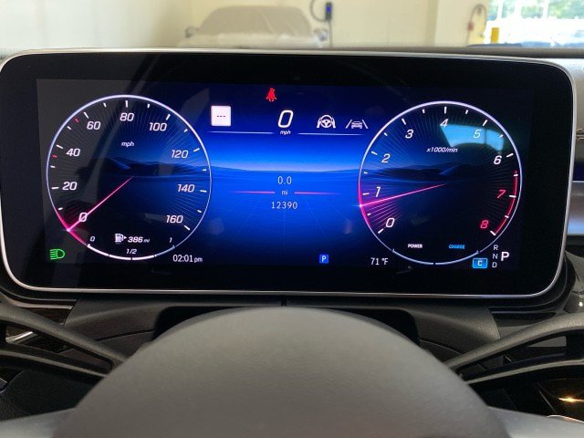 Used 2025 Mercedes-Benz C 300 4MATIC Sedan image 20