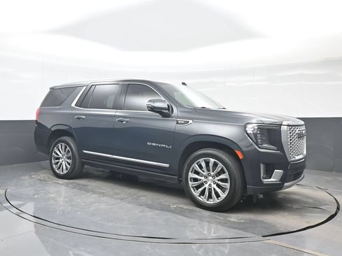 Used 2021 GMC Yukon Denali w/ Denali Premium Package AWD/4WD image 8