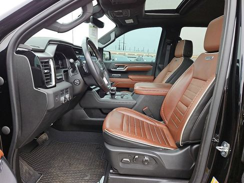Used 2023 GMC Sierra 1500 Denali Ultimate AWD/4WD image 11