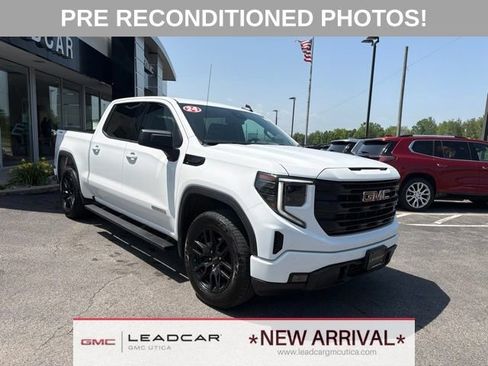 Used 2024 GMC Sierra 1500 Elevation AWD/4WD image 7