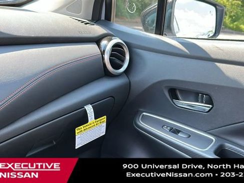 New 2025 Nissan Versa SR w/ Trunk Package image 19
