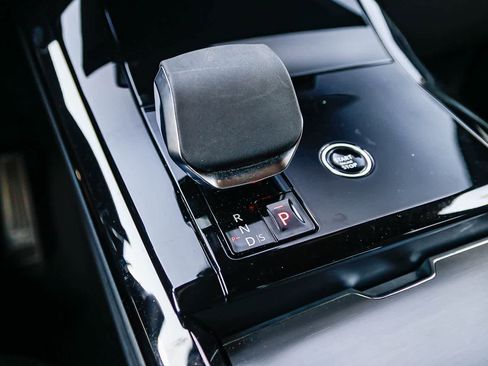 Used 2024 Land Rover Range Rover Sport Dynamic SE image 24