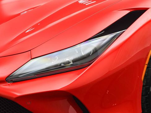 Certified 2021 Ferrari F8 Tributo image 29