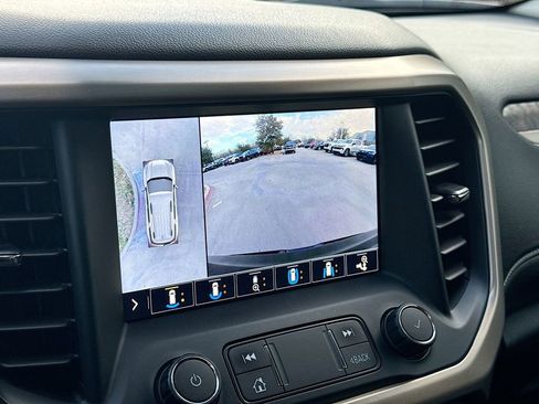 Used 2020 GMC Acadia Denali w/ Technology Package image 14