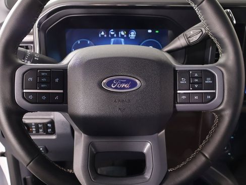 Used 2026 Ford F450 Lariat image 3