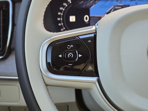 New 2026 Volvo XC90 B6 Ultra w/ Protection Package Premier image 30