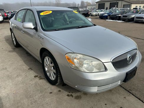 Used 2009 Buick Lucerne CX image 3