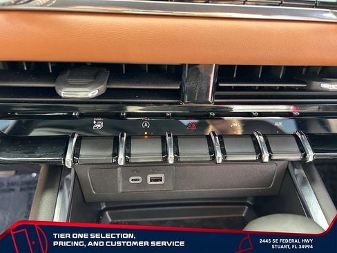 Certified 2023 GMC Canyon AT4 w/ AT4 Premium Package AWD/4WD image 22