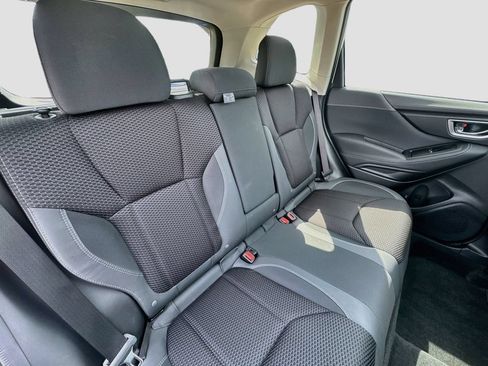 Used 2019 Subaru Forester Premium AWD/4WD image 25