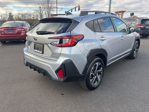 Certified 2024 Subaru Crosstrek 2.0i Premium image 5