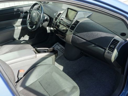 Used 2009 Toyota Prius Touring FWD image 31