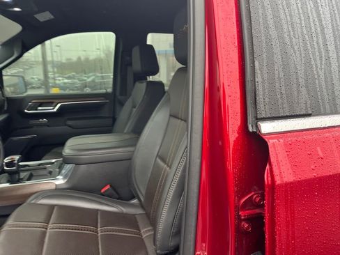 Used 2023 Chevrolet Silverado 1500 High Country w/ Technology Package image 20