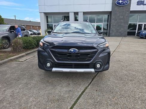 Used 2023 Subaru Outback Limited AWD/4WD image 12