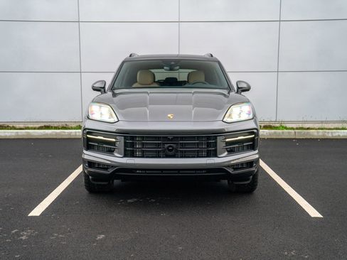 New 2026 Porsche Cayenne image 6