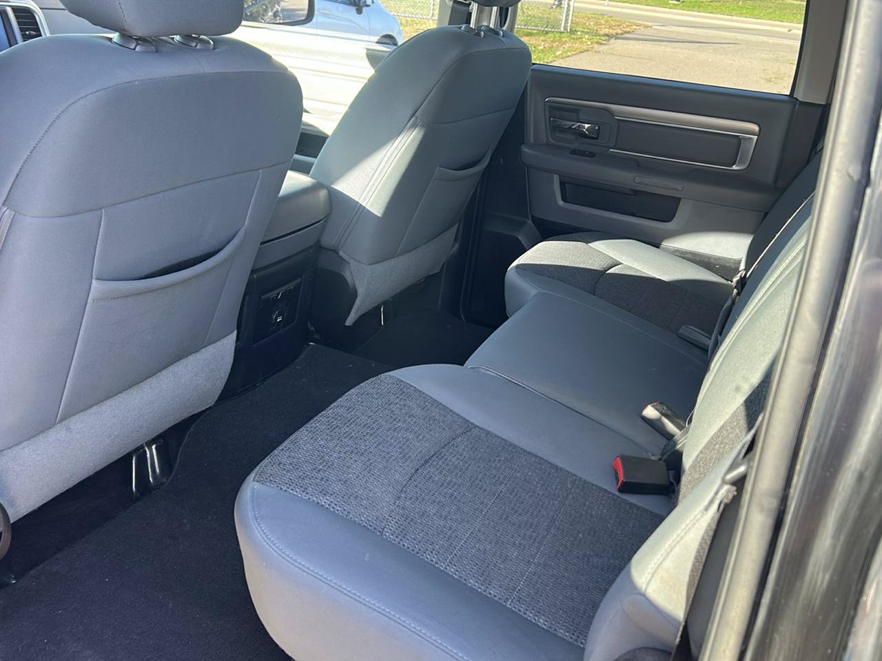 Used 2015 RAM 1500 Outdoorsman AWD/4WD image 11