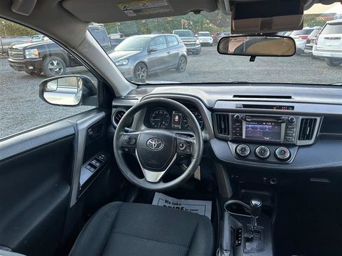 Used 2018 Toyota RAV4 LE w/ All Weather Liner Package image 23