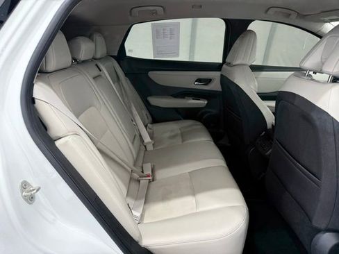 Used 2023 Nissan Ariya AWD image 22