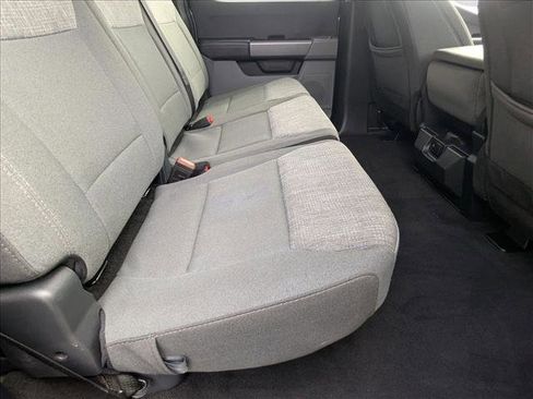 Certified 2025 Ford F250 XLT w/ FX4 Off-Road Package image 18