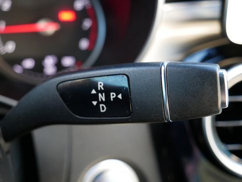 Used 2016 Mercedes-Benz C 300 4MATIC Sedan image 31