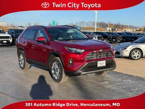 New 2025 Toyota RAV4 Limited image 1