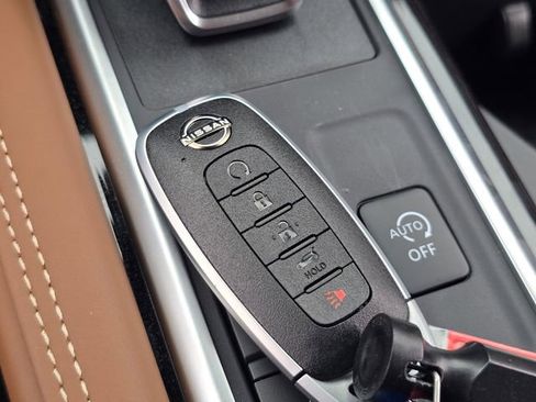 New 2026 Nissan Pathfinder Platinum AWD/4WD image 18