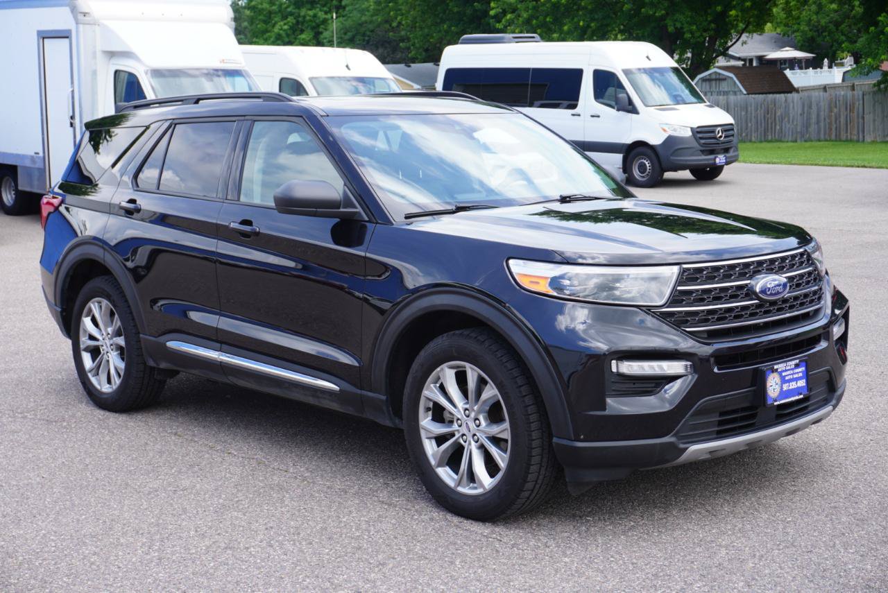 Used 2023 Ford Explorer XLT w/ Equipment Group 202A AWD/4WD image 7