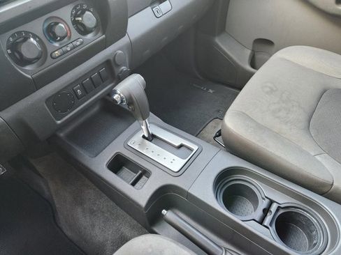 Used 2012 Nissan Xterra X image 18