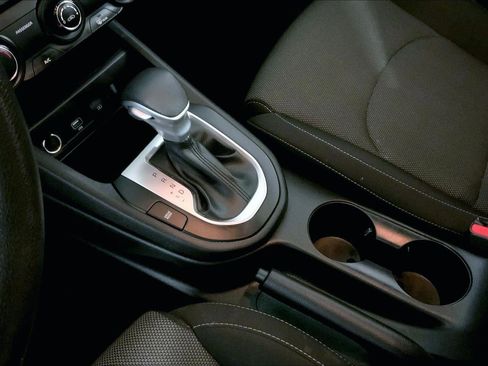 Certified 2024 Kia Forte LXS image 17