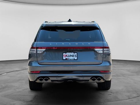 Used 2025 Lincoln Aviator Reserve w/ Jet Appearance Package AWD/4WD image 6