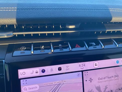 New 2025 Jeep Grand Cherokee Limited image 23