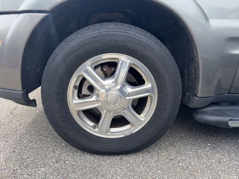 Used 2005 Buick Rainier CXL AWD/4WD image 3