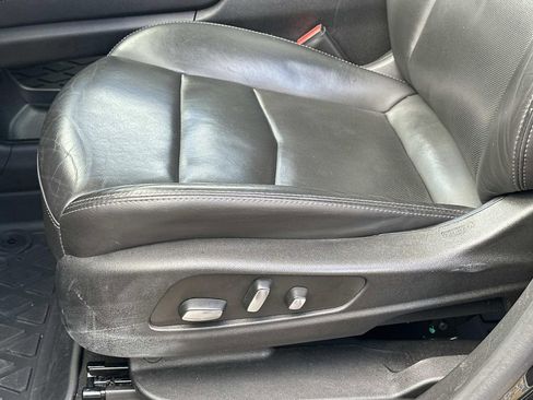 Used 2023 Cadillac XT5 Premium Luxury image 18