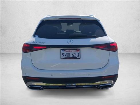 Certified 2026 Mercedes-Benz GLC 300 image 7