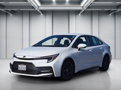 Used 2024 Toyota Corolla SE FWD image 8