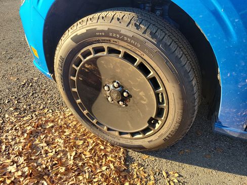 Used 2025 Ford Maverick Lobo image 26