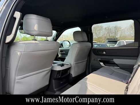 Used 2025 Toyota Tundra Limited image 16