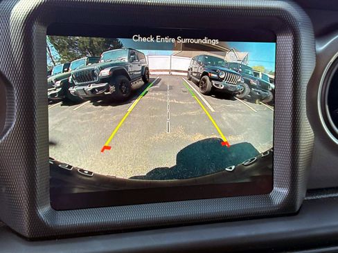 Used 2023 Jeep Wrangler Unlimited w/ Cold Weather Group AWD/4WD image 13