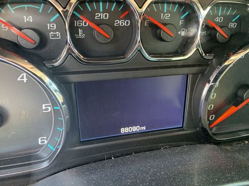 Used 2015 Chevrolet Silverado 1500 LT w/ LT Convenience Package image 12