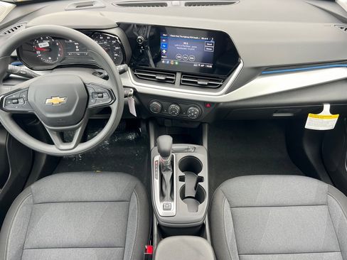 New 2026 Chevrolet Trax LS w/ LS Convenience Package image 9