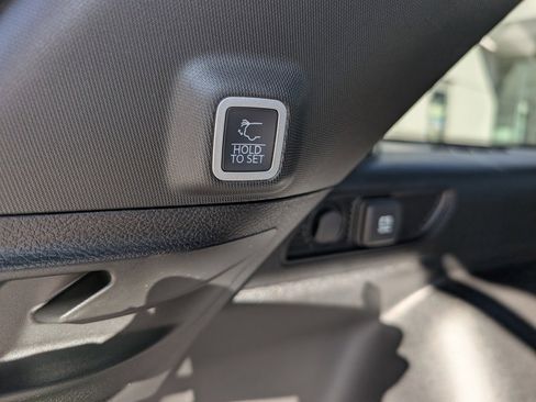 New 2025 Jeep Grand Cherokee Limited image 41