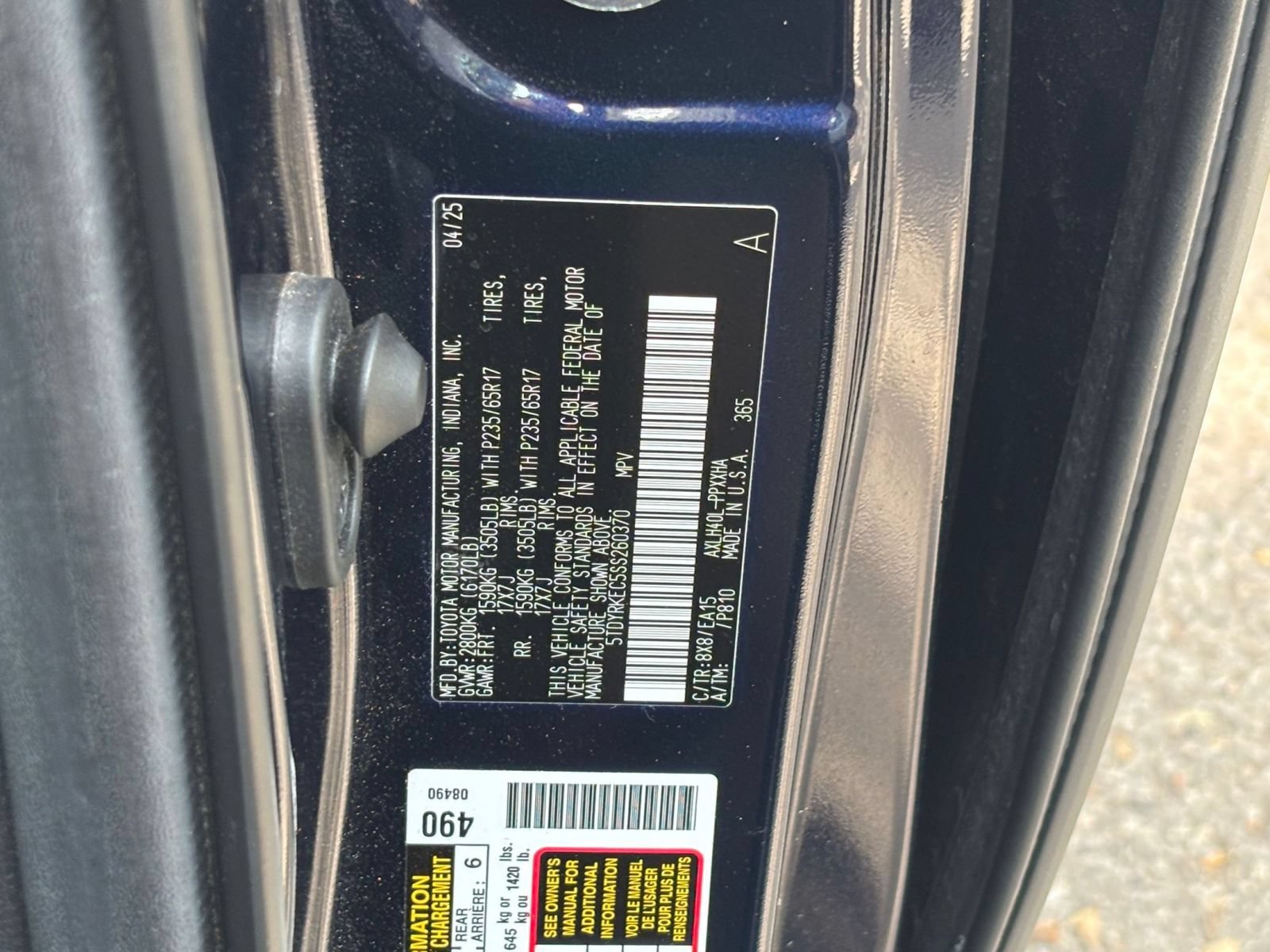 Used 2025 Toyota Sienna XLE FWD image 12