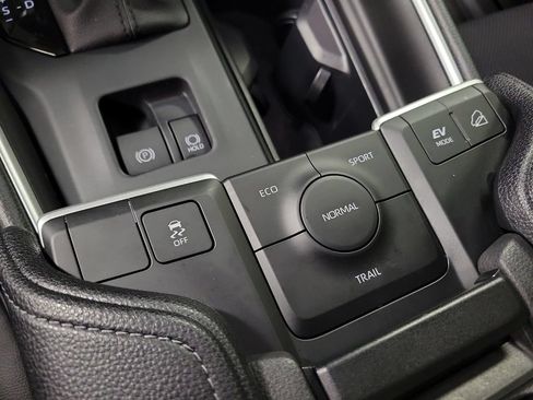 Used 2026 Toyota Grand Highlander AWD Hybrid image 16