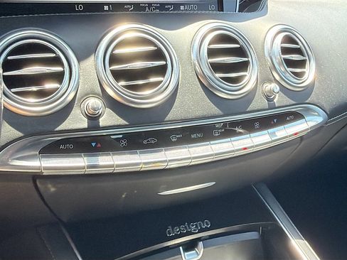 Used 2017 Mercedes-Benz S 550 Cabriolet image 11