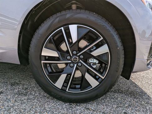 New 2026 Volvo XC60 B5 Core w/ Climate Package image 11