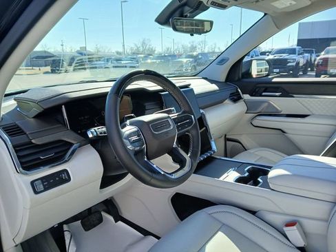 Certified 2024 GMC Acadia Denali w/ Super Cruise Package image 9